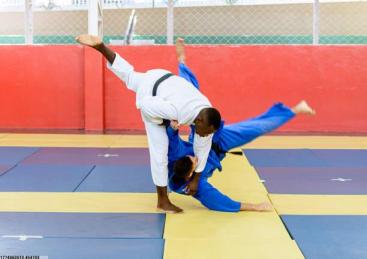 社区健身路径建设